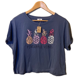 🎈$5 add on. Pineapple Vibes Crop 🍍Top. XL